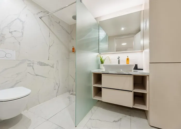 Downtown Suite